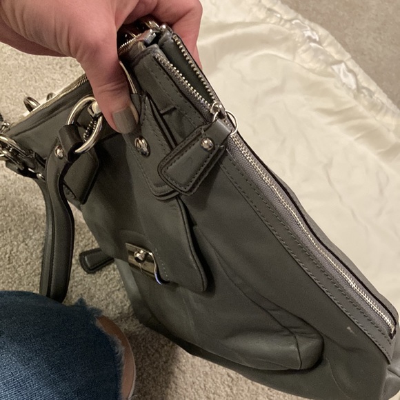 Coach gray shoulder bag - Picture 3 of 5